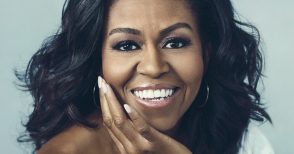 La copertina di "Becoming", il libro-evento di Michelle Obama in uscita il 13 novembre