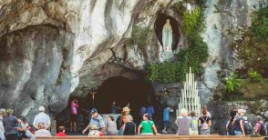 La vera storia della ribelle Bernadette: il biblista Alberto Maggi e quello che non si racconta su Lourdes