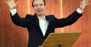 Dopo la lettura di Benigni i 10 comandamenti non sono più gli stessi