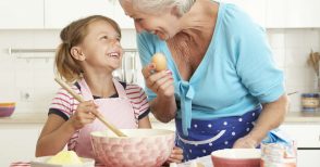 Come cambiano le mamme, quando diventano nonne...